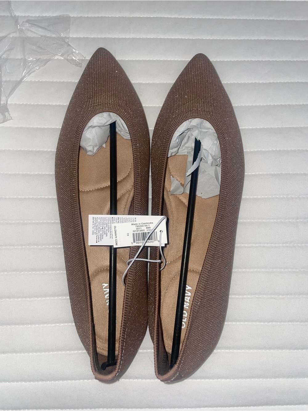 Old Navy Pointed-Toe Knit Flats in Brown Sparkle